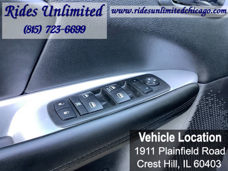 Used 2014 Dodge Journey SXT w/ Flexible Seating Group FWD image 14