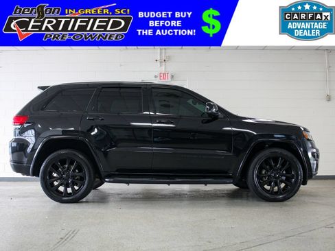 Used 2018 Jeep Grand Cherokee Altitude AWD/4WD image 1