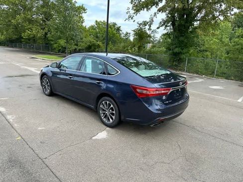 Used 2016 Toyota Avalon XLE Premium FWD image 10