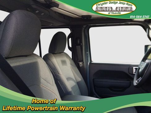 New 2025 Jeep Gladiator Sport image 31