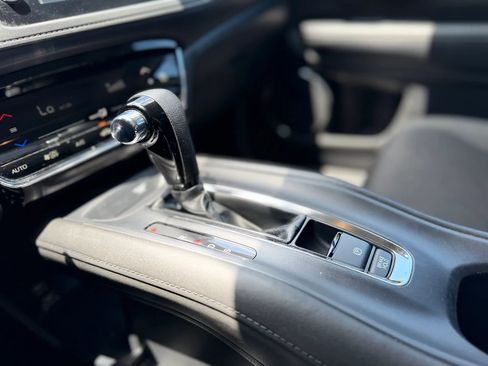 Used 2022 Honda HR-V EX image 26