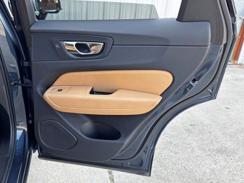 Used 2023 Volvo XC60 B5 Ultimate w/ Climate Package image 49