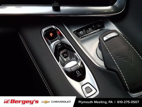 Used 2022 Chevrolet Corvette Stingray Preferred Conv w/ Z51 Performance Package RWD image 13