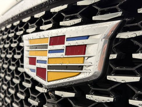 Used 2024 Cadillac Escalade ESV Luxury AWD/4WD image 15
