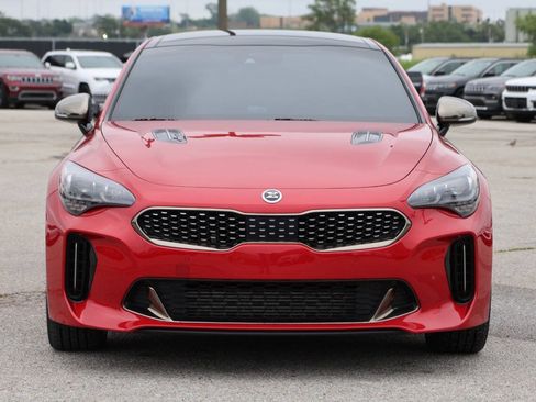 Used 2018 Kia Stinger GT2 AWD/4WD image 2