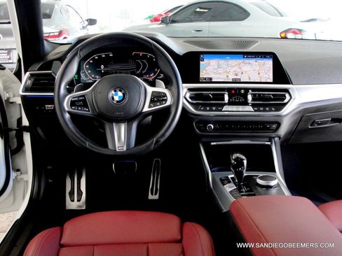 Used 2022 BMW 330i Sedan w/ M Sport Package RWD image 30