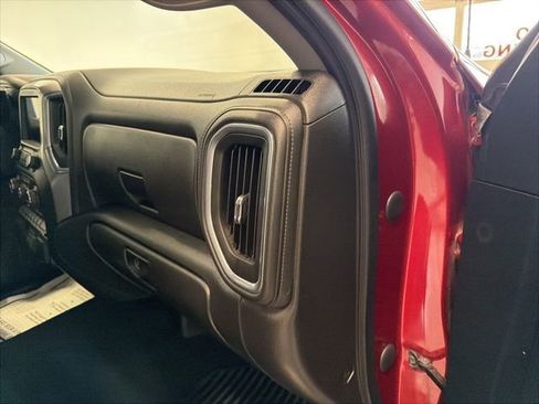 Used 2021 Chevrolet Silverado 1500 LT w/ Z71 Off-Road Package image 35