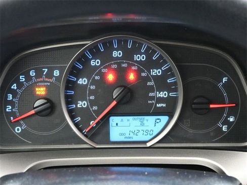 Used 2014 Toyota RAV4 LE image 12