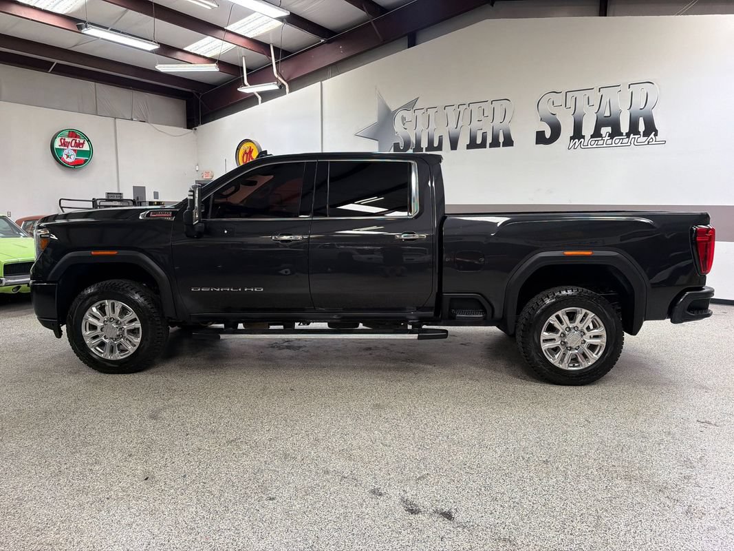 Used 2020 GMC Sierra 2500 Denali w/ Denali Ultimate Package AWD/4WD image 3