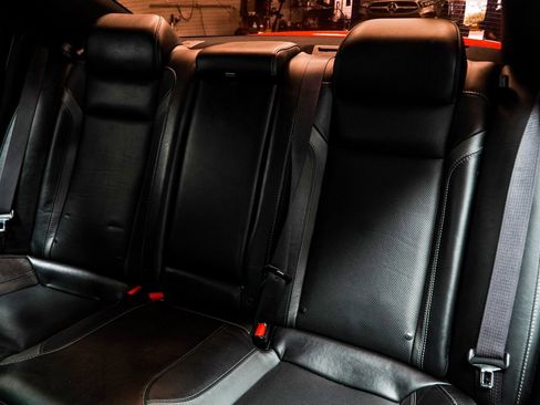 Used 2019 Dodge Charger SXT w/ Plus Group image 38