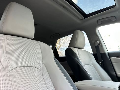 Used 2019 Lexus RX 350 AWD image 18