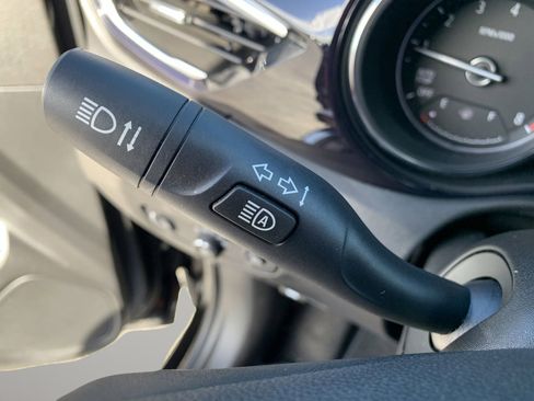 Used 2021 Buick Encore GX Select FWD image 35