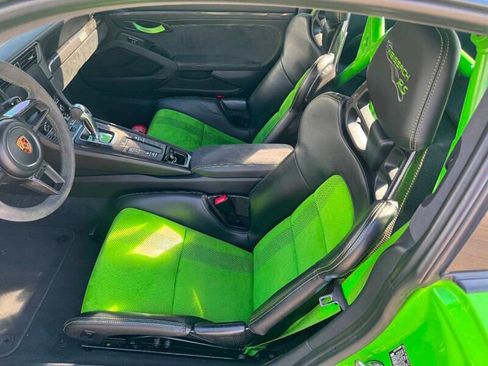 Used 2019 Porsche 911 GT3 RS w/ Weissach Package RWD image 2