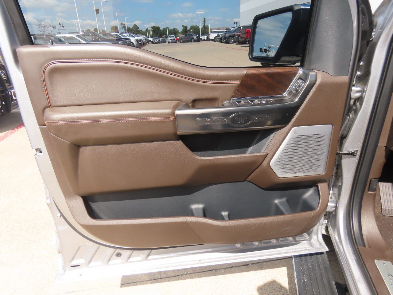 Certified 2022 Ford F150 King Ranch w/ Equipment Group 601A High AWD/4WD image 25