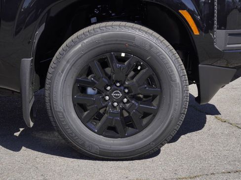 New 2026 Nissan Frontier SV image 7