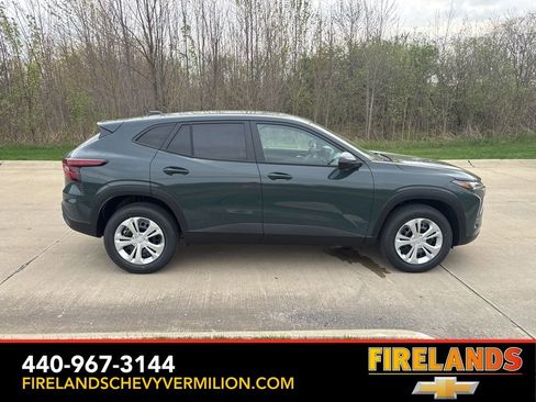 New 2026 Chevrolet Trax LS FWD image 10