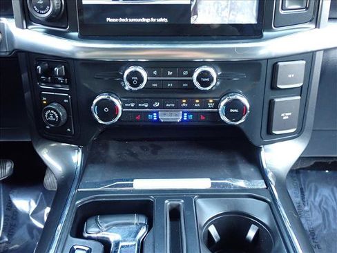Used 2022 Ford F150 Lariat w/ Max Trailer Tow Package AWD/4WD image 19