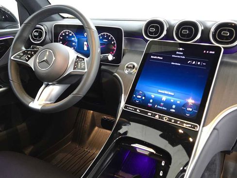 Certified 2026 Mercedes-Benz GLC 300 4MATIC image 11