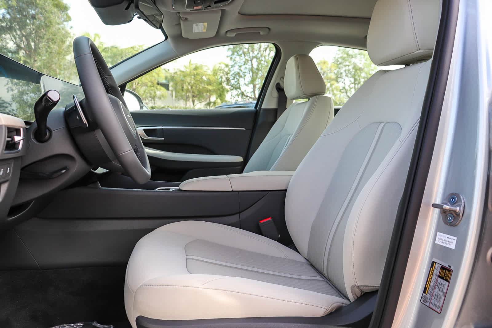 New 2026 Hyundai Sonata SEL FWD image 18