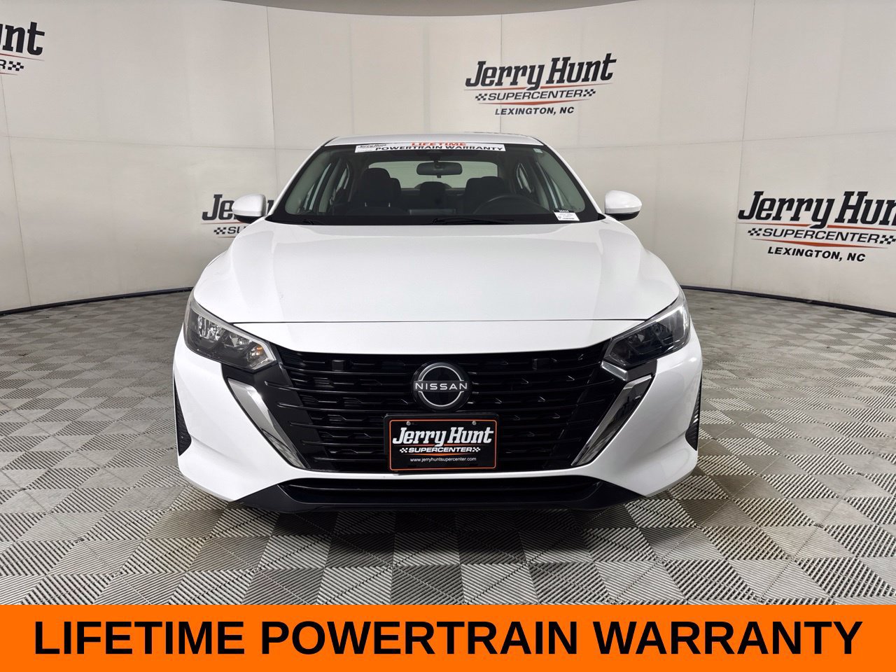 Used 2024 Nissan Sentra S FWD image 3