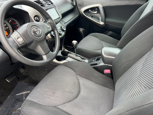 Used 2011 Toyota RAV4 Sport image 9