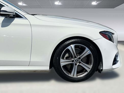 Used 2019 Mercedes-Benz E 300 image 35
