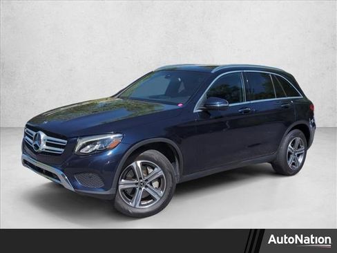 Used 2018 Mercedes-Benz GLC 300 4MATIC image 1