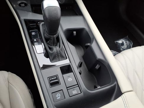 New 2026 Nissan Sentra SL w/ Floor Mat Package FWD image 9