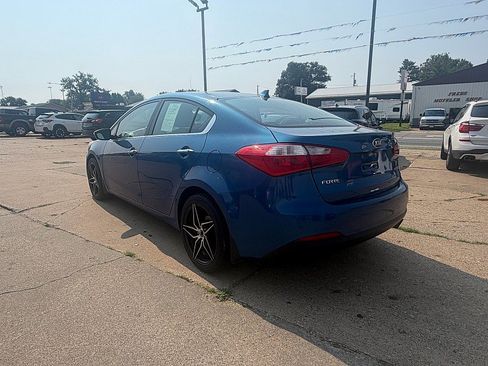 Used 2014 Kia Forte EX FWD image 3