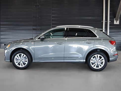 New 2025 Audi Q3 2.0T Premium image 15