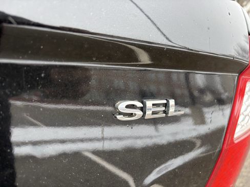 Used 2011 Ford Fusion SEL w/ Sport Appearance Pkg image 10