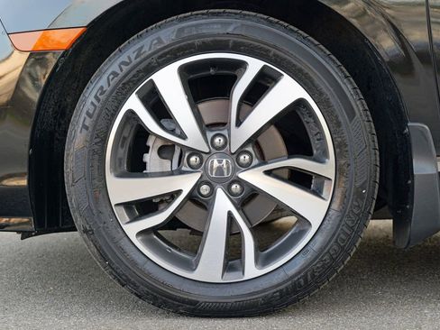 Used 2023 Honda Odyssey Touring image 15