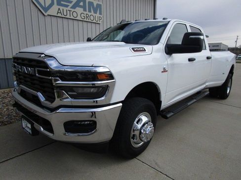 Used 2026 RAM 3500 Tradesman AWD/4WD image 1