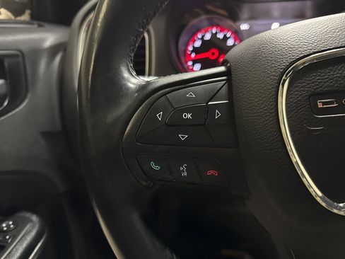 Used 2015 Dodge Charger SE w/ Popular Equipment Group image 10