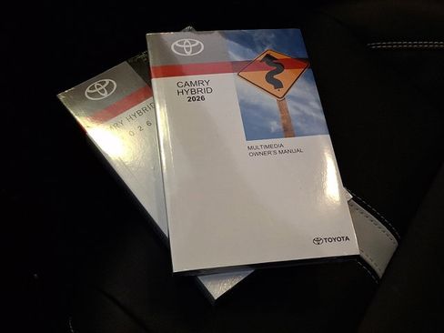 Used 2026 Toyota Camry SE w/ Convenience Package image 25