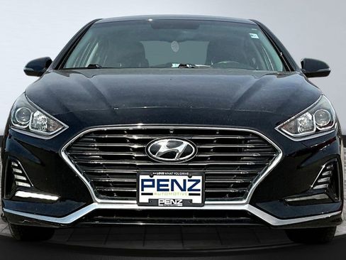 Used 2018 Hyundai Sonata SEL FWD image 2