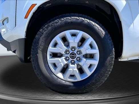 Used 2023 Nissan Frontier SV w/ SV Convenience Package AWD/4WD image 30