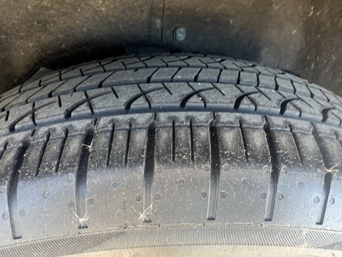 Used 2024 Subaru Outback Premium image 21