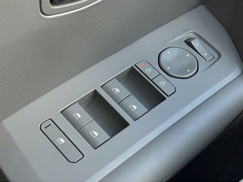 New 2027 Kia Seltos S FWD image 17
