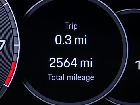 Certified 2025 Porsche 911 Carrera w/ Premium Package image 12