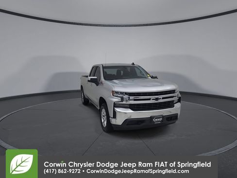 Used 2020 Chevrolet Silverado 1500 LT w/ Texas Edition AWD/4WD image 4