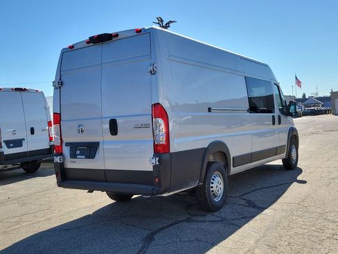 Used 2025 RAM ProMaster 3500 w/ Premium Convenience Group FWD image 4