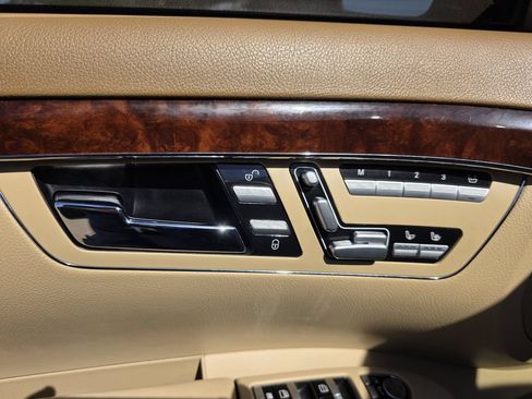 Used 2012 Mercedes-Benz S 550 4MATIC image 14