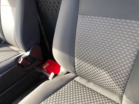 Used 2024 Ford Transit 250 Low Roof AWD w/ Exterior Upgrade Package image 18