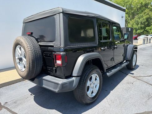 Used 2022 Jeep Wrangler Unlimited Sport AWD/4WD image 11