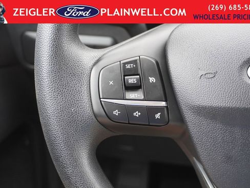 Used 2021 Ford Escape S image 22