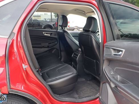 Used 2024 Ford Edge Titanium AWD/4WD image 28