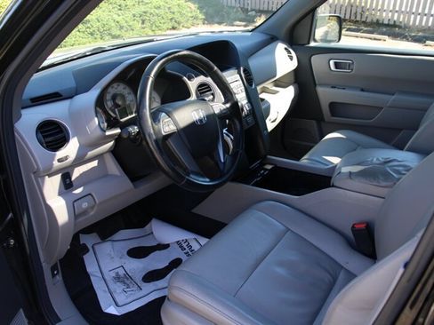 Used 2010 Honda Pilot EX-L image 5