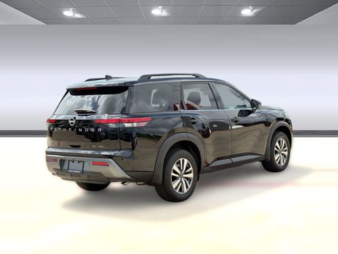 New 2026 Nissan Pathfinder SL AWD/4WD image 9