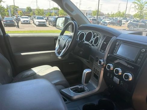 Used 2016 Toyota Sequoia Limited AWD/4WD image 17